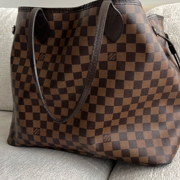 Louis Vuitton Handbags - Louis Vuitton Neverfull GM